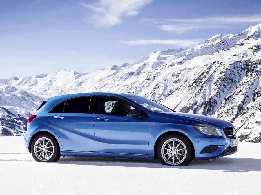  Mercedes-Benz A250 4Matic Urban Package 2013 года  (фото 7 из 10)